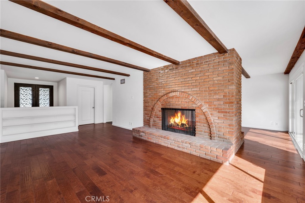 17950 Calvert Street