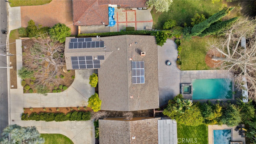 17950 Calvert Street