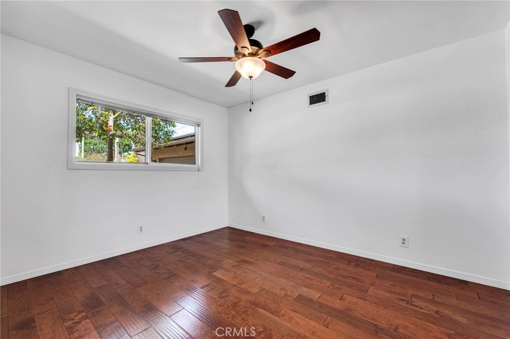 17950 Calvert Street