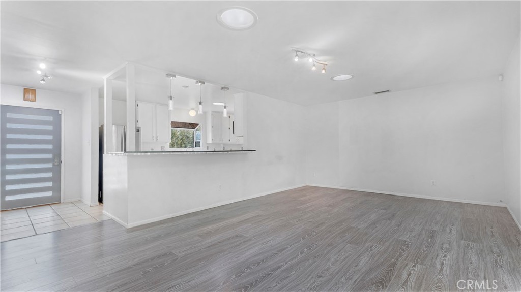 5438 Irondale Avenue