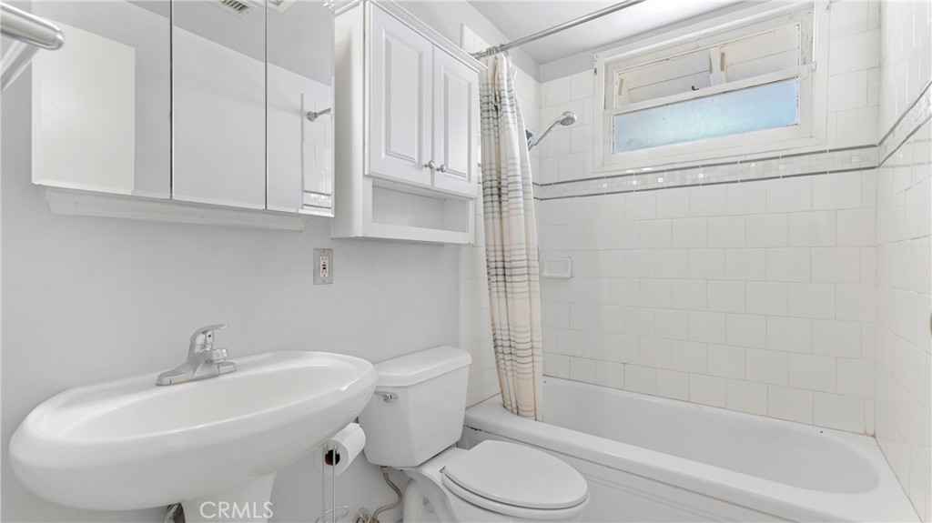 5438 Irondale Avenue