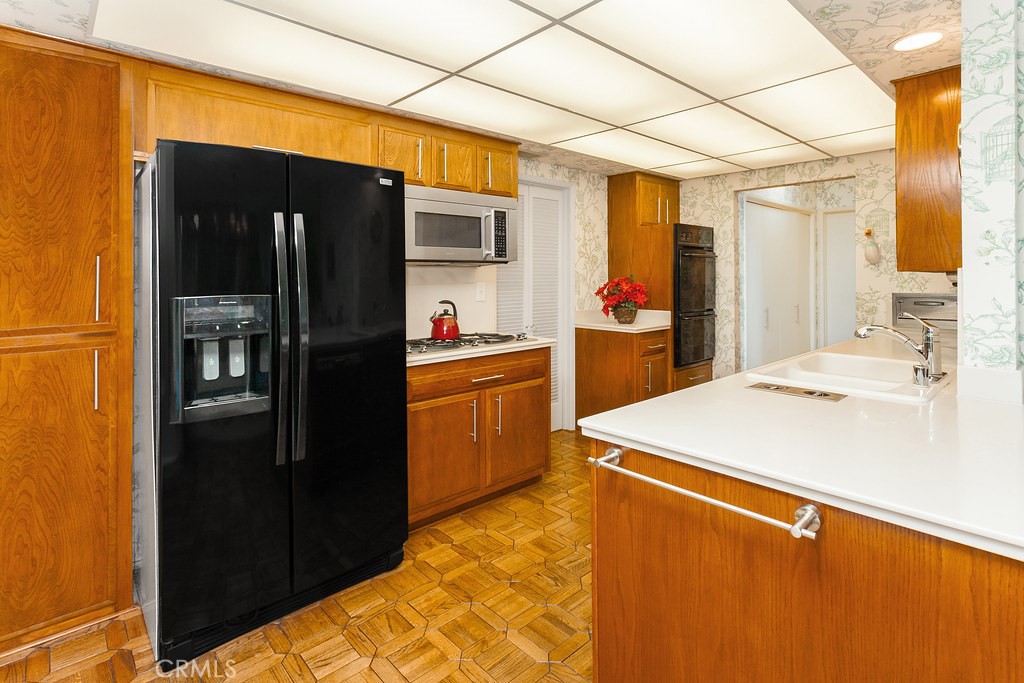 8400 Capistrano Avenue