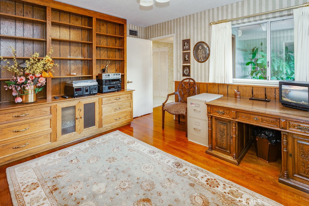 8400 Capistrano Avenue