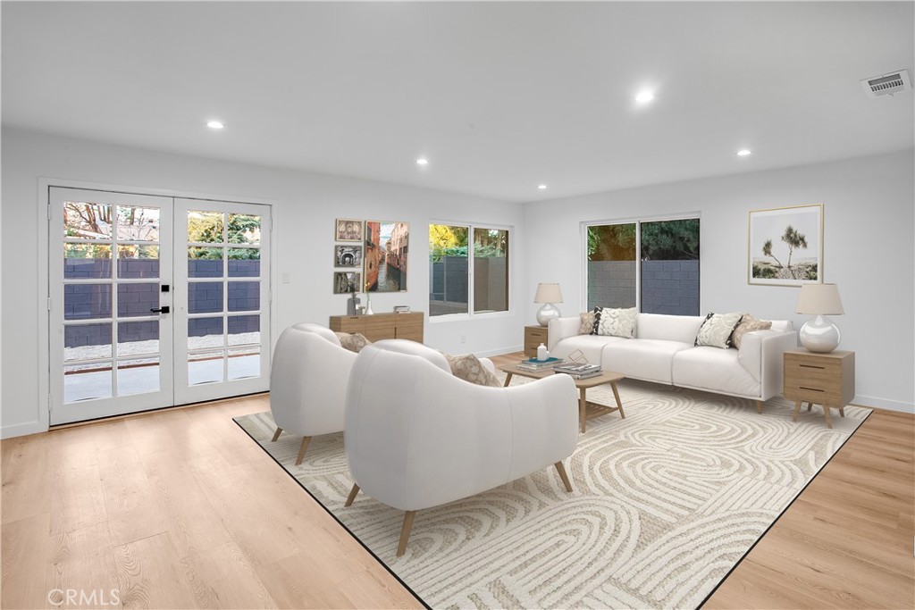 10649 Willowbrae Avenue