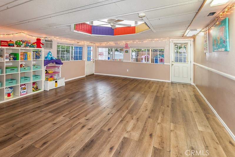 7439 Fallbrook Avenue