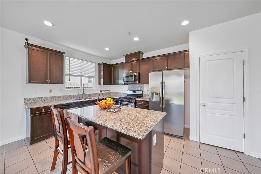 4333 W Lark Avenue