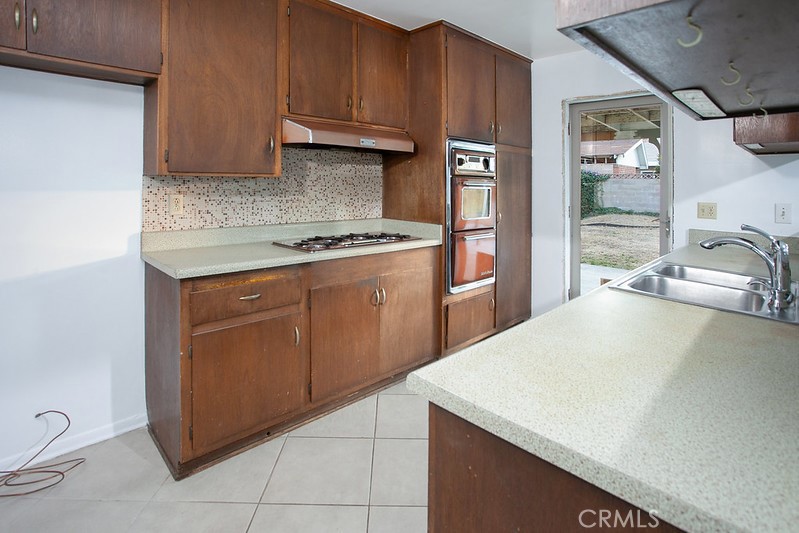 7723 Capistrano Avenue