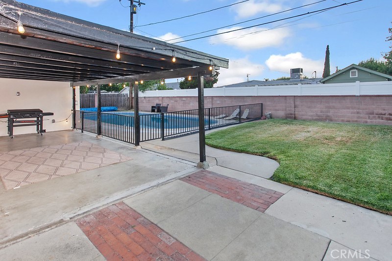 11205 Montgomery Avenue