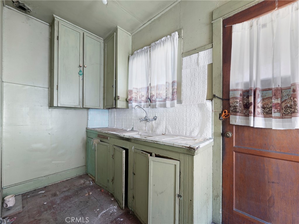 523 Griswold