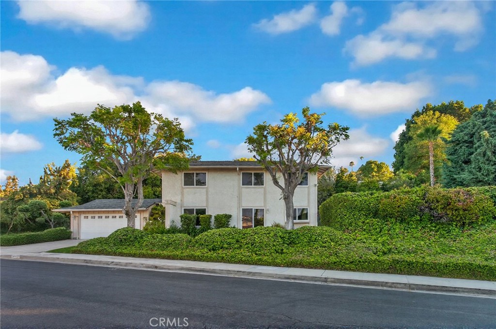 23633 Del Cerro Circle