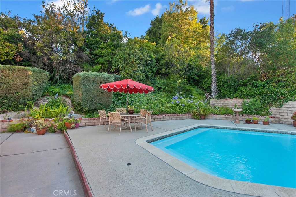 23633 Del Cerro Circle