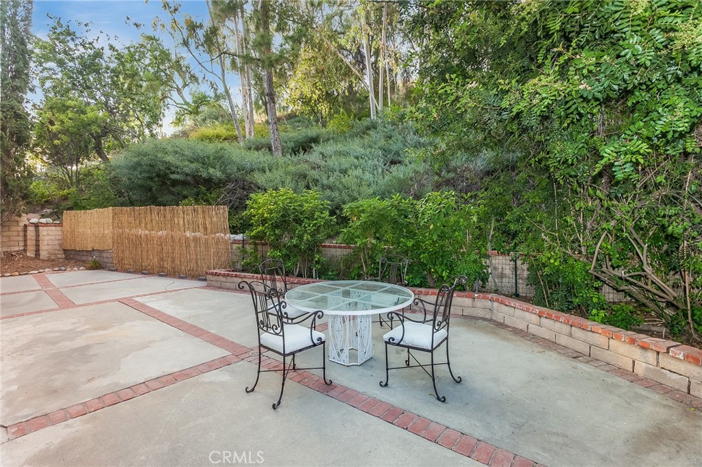 7221 Bouquet Drive