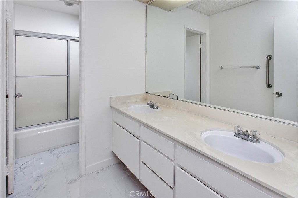 23633 Del Cerro Circle