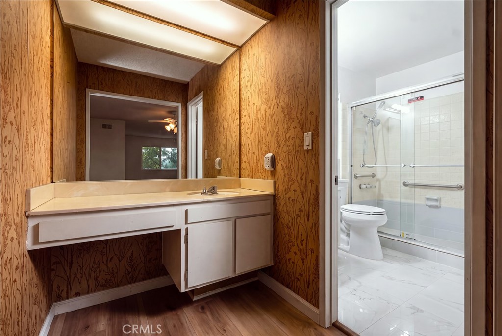 23633 Del Cerro Circle