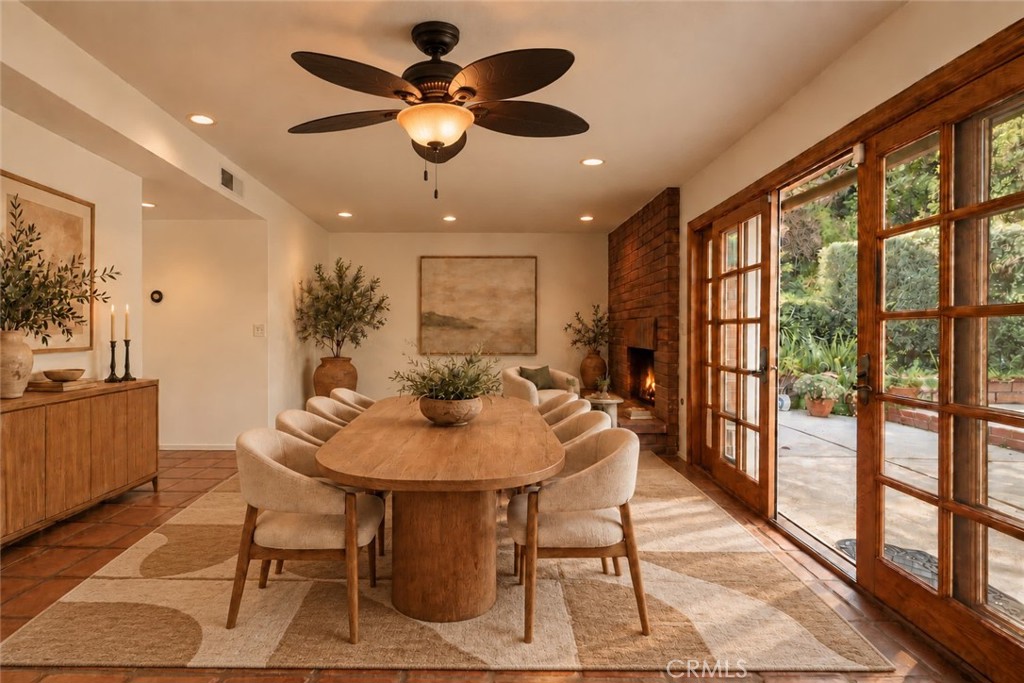 23633 Del Cerro Circle