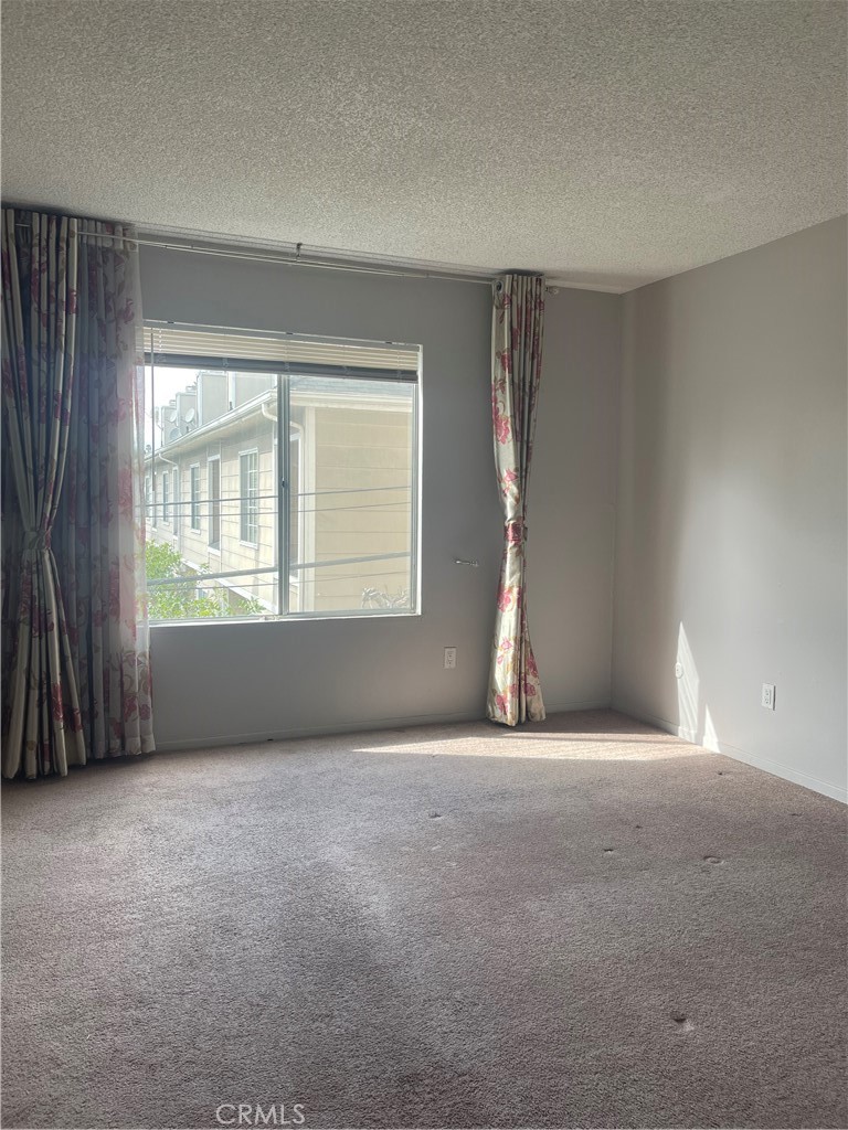 125 N Allen Avenue 208