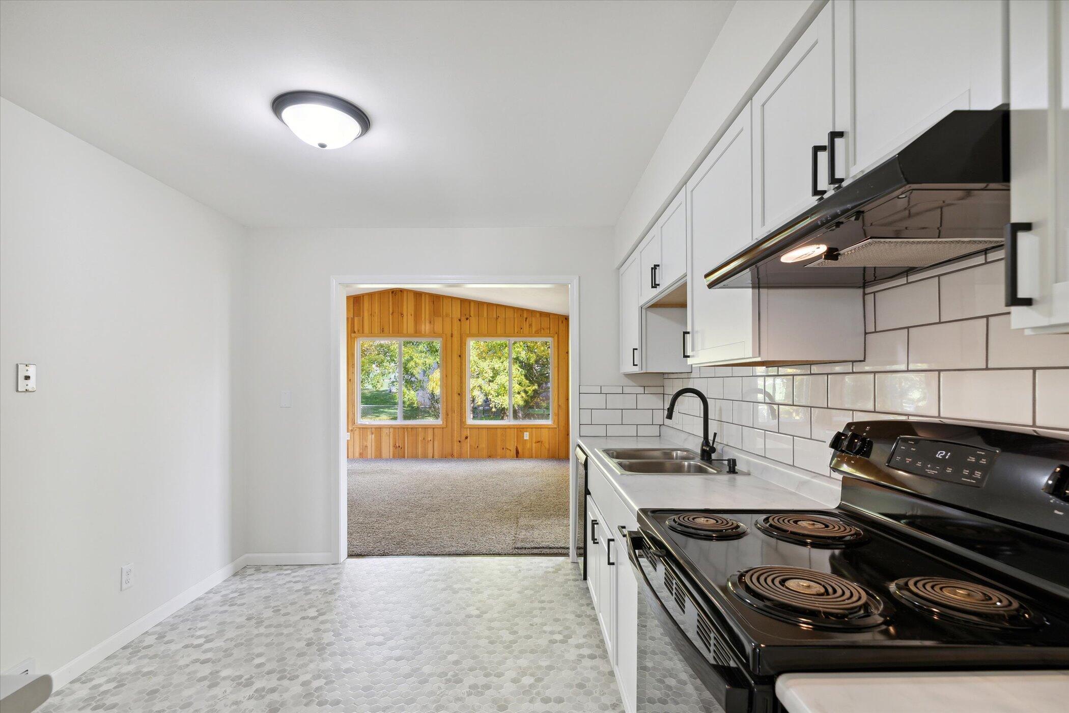 1135 Autumn Drive