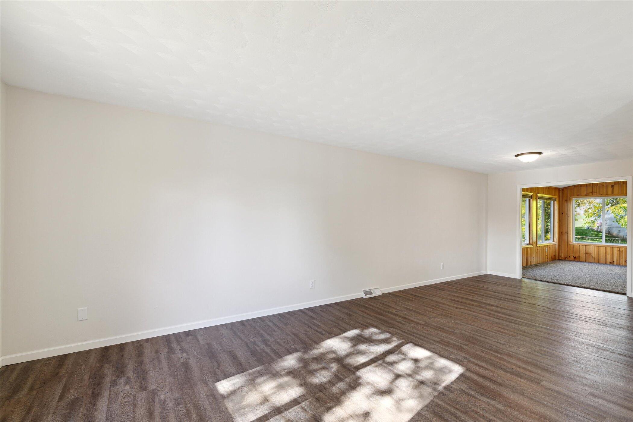 1135 Autumn Drive