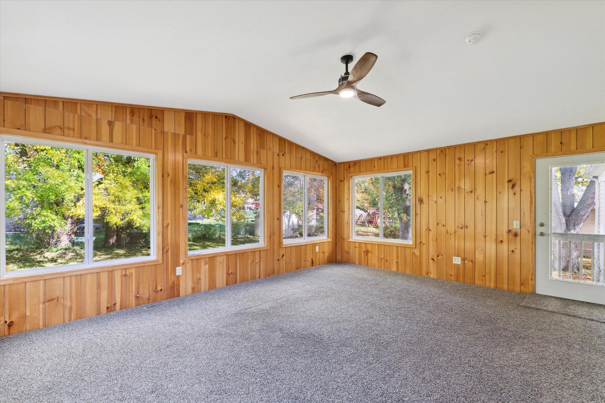 1135 Autumn Drive