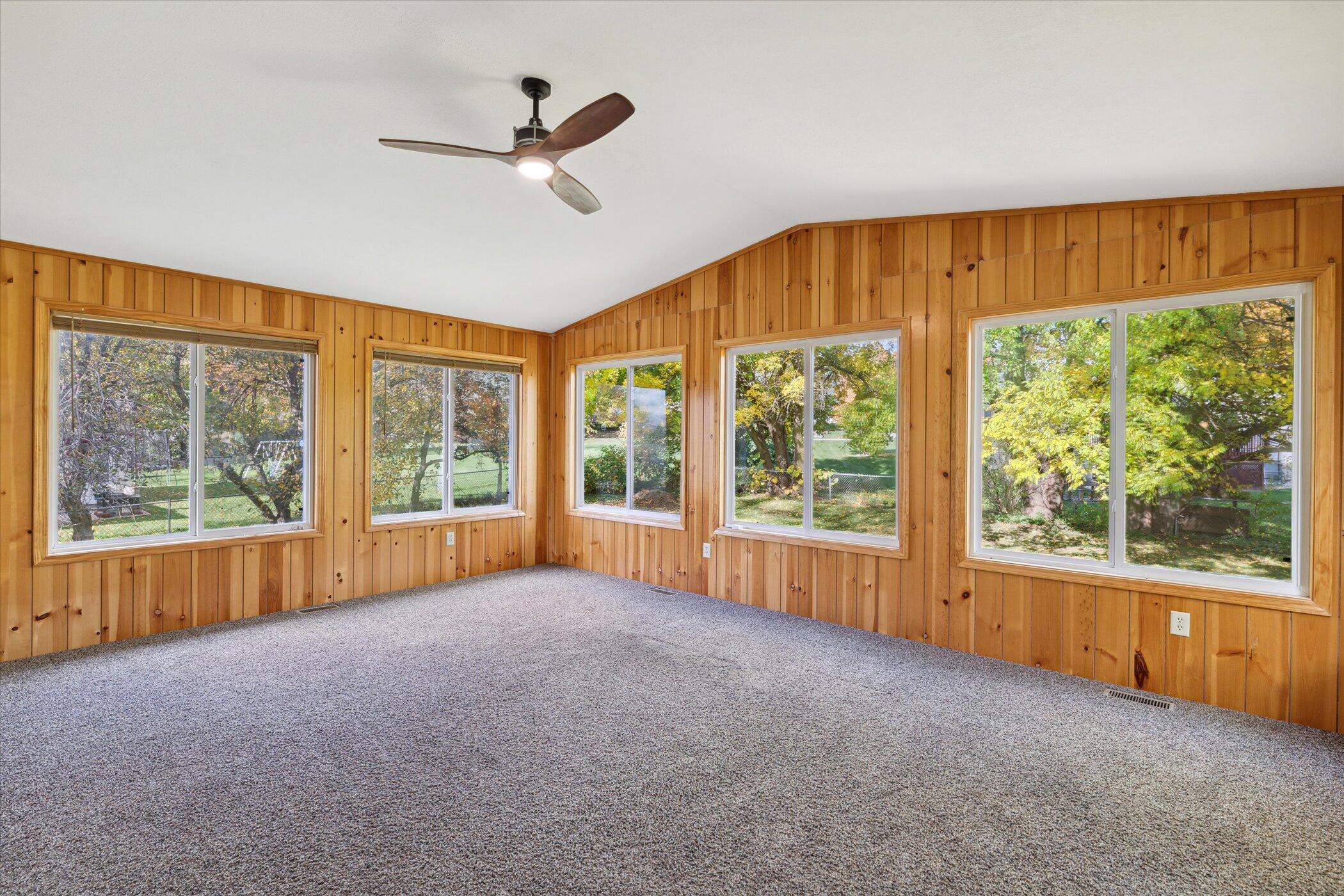 1135 Autumn Drive