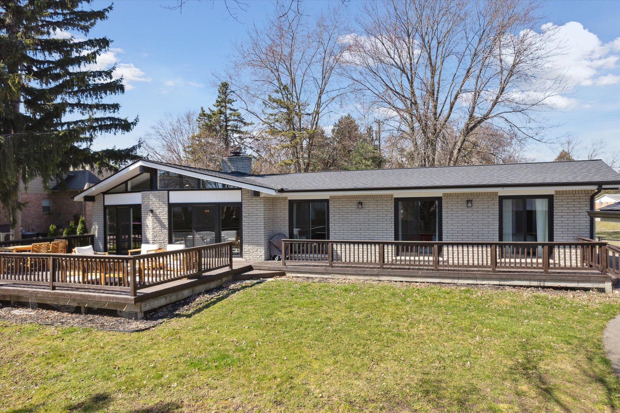 49772 Jefferson Avenue