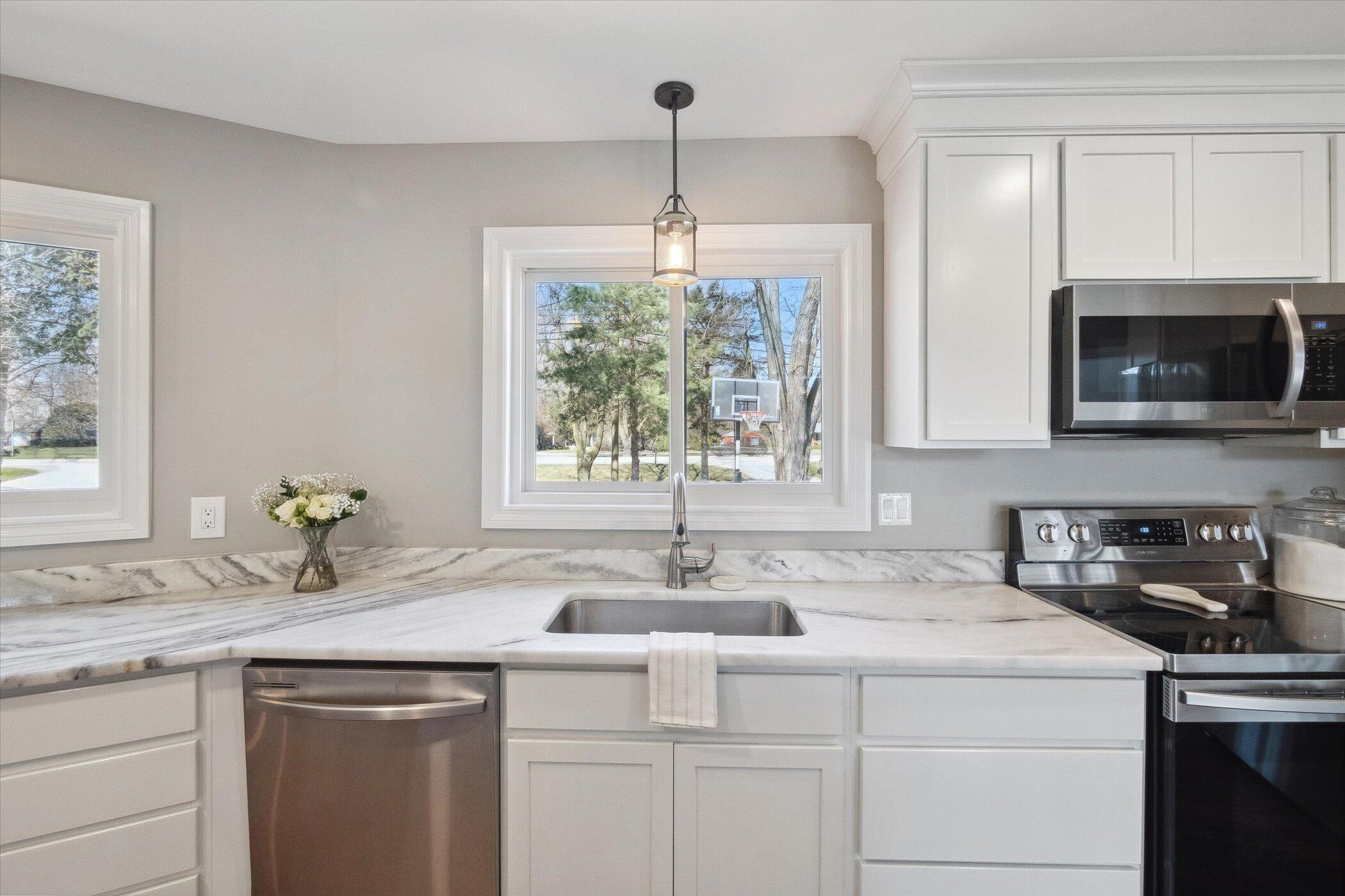 49772 Jefferson Avenue