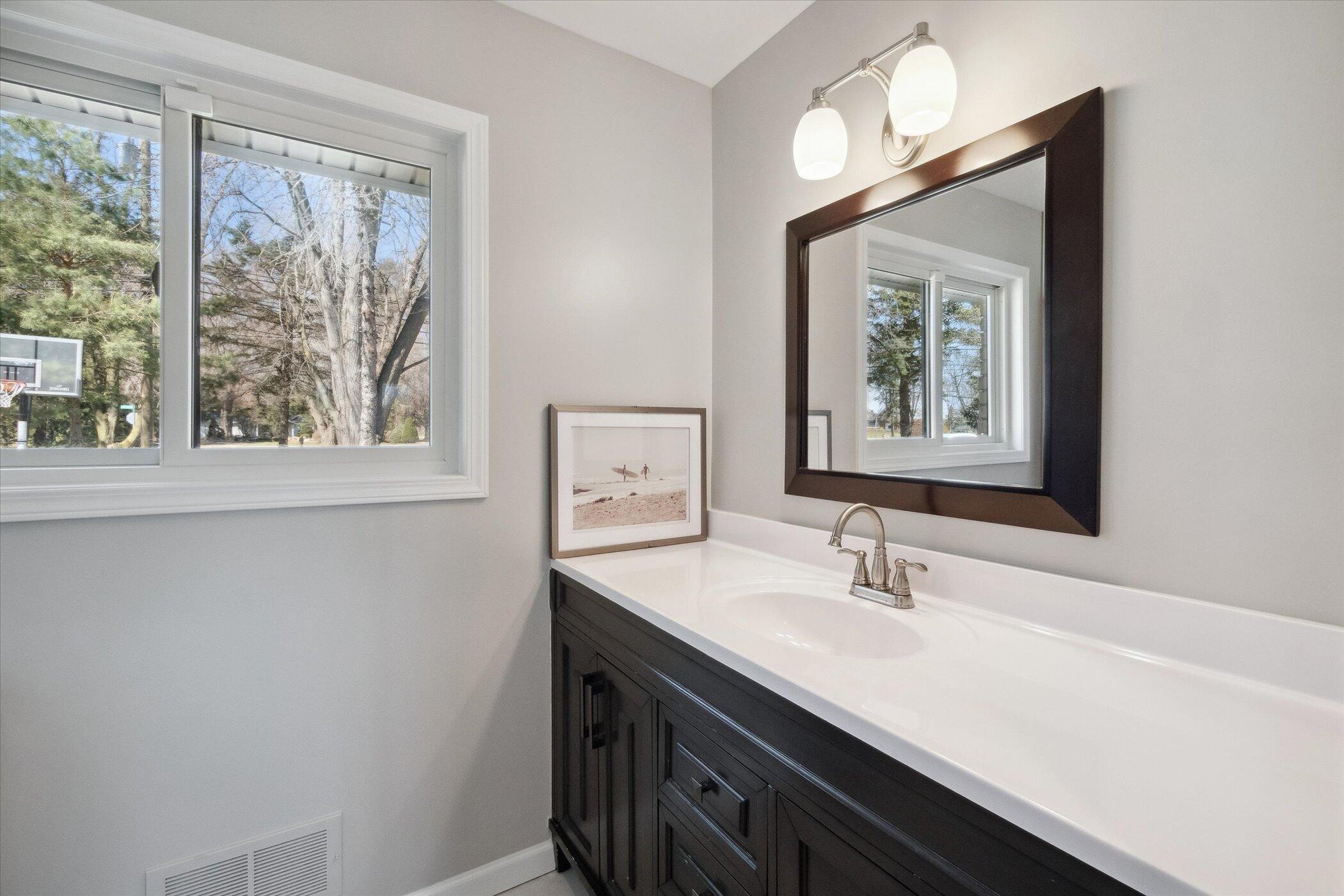 49772 Jefferson Avenue