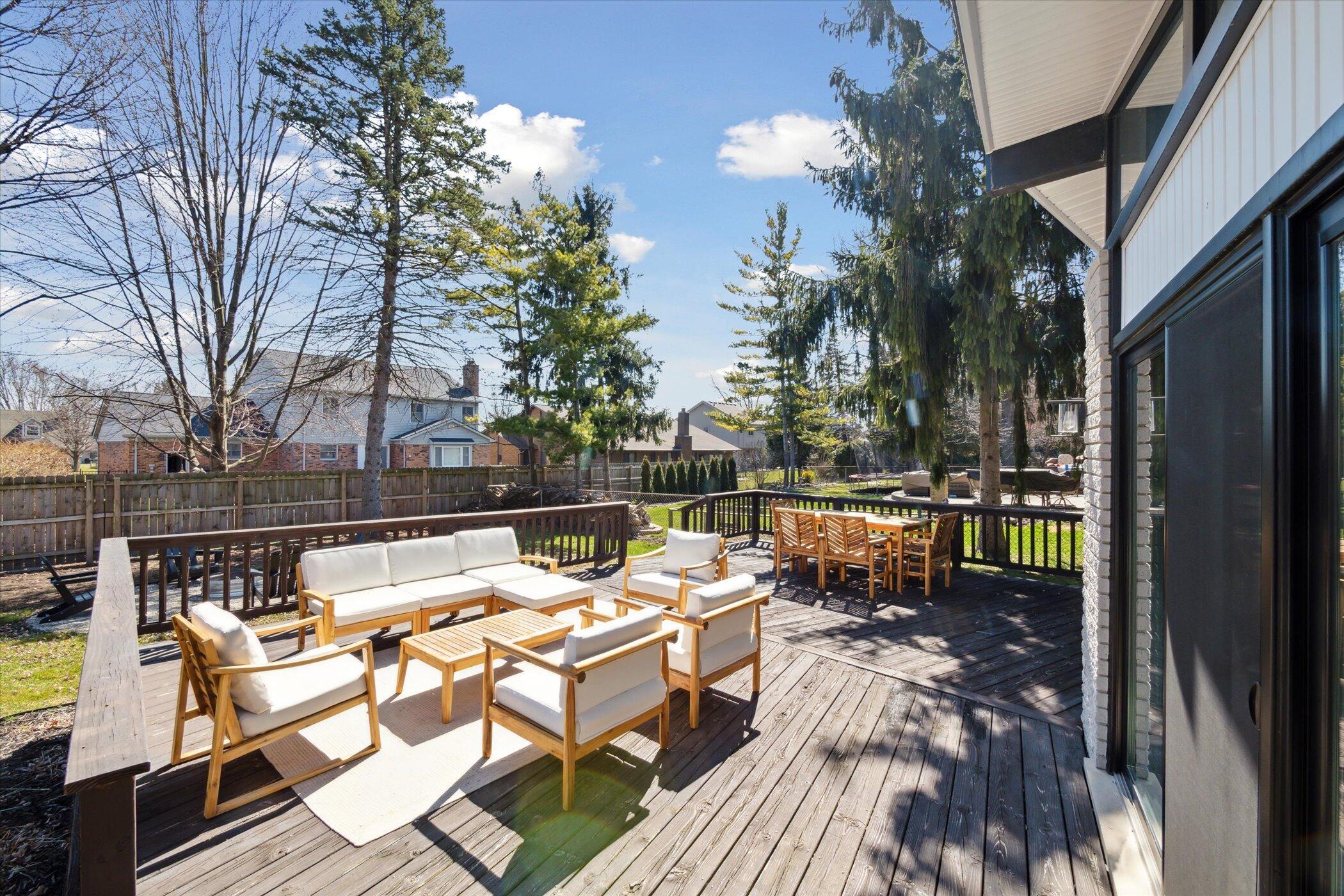 49772 Jefferson Avenue