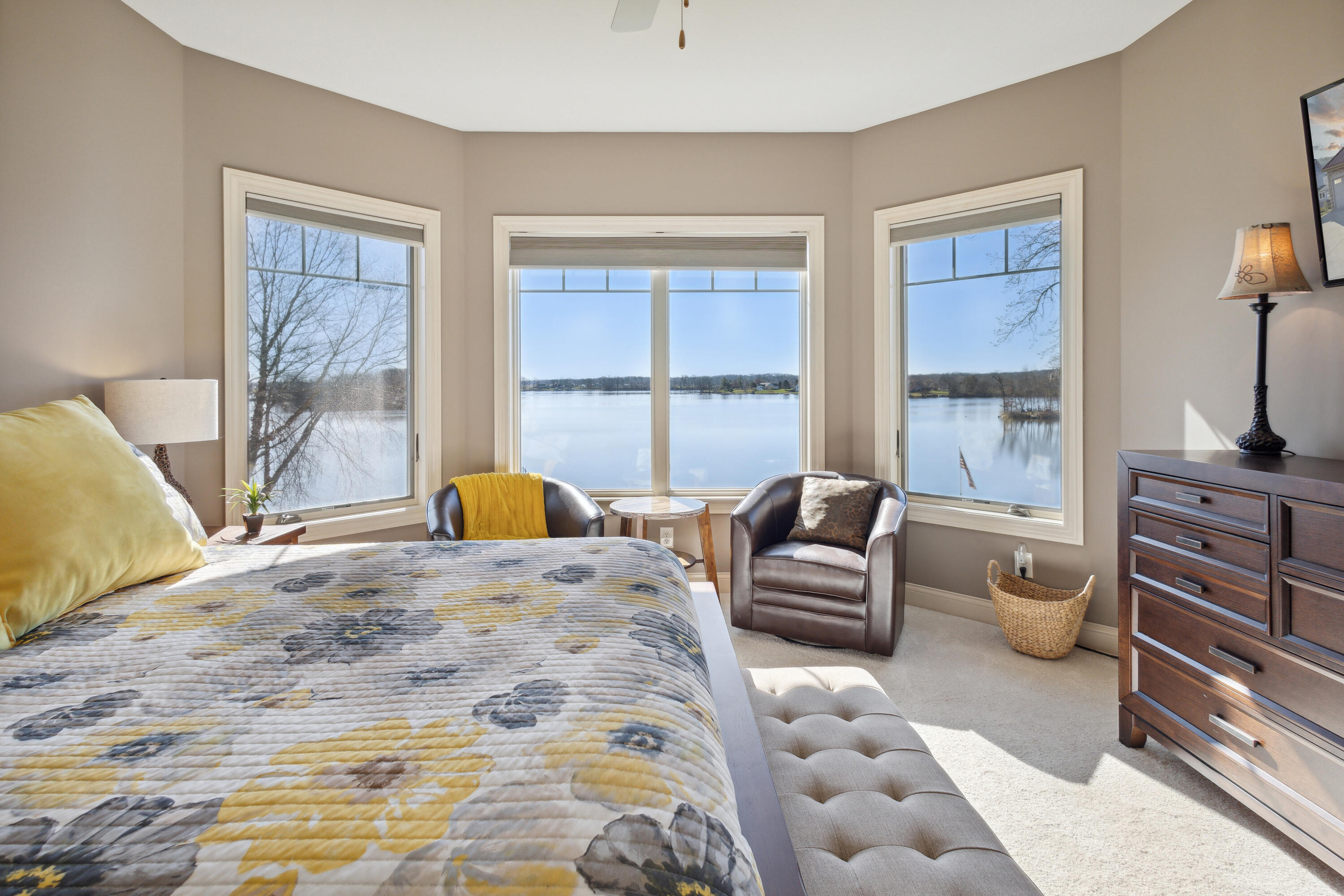 25341 Island View Lane