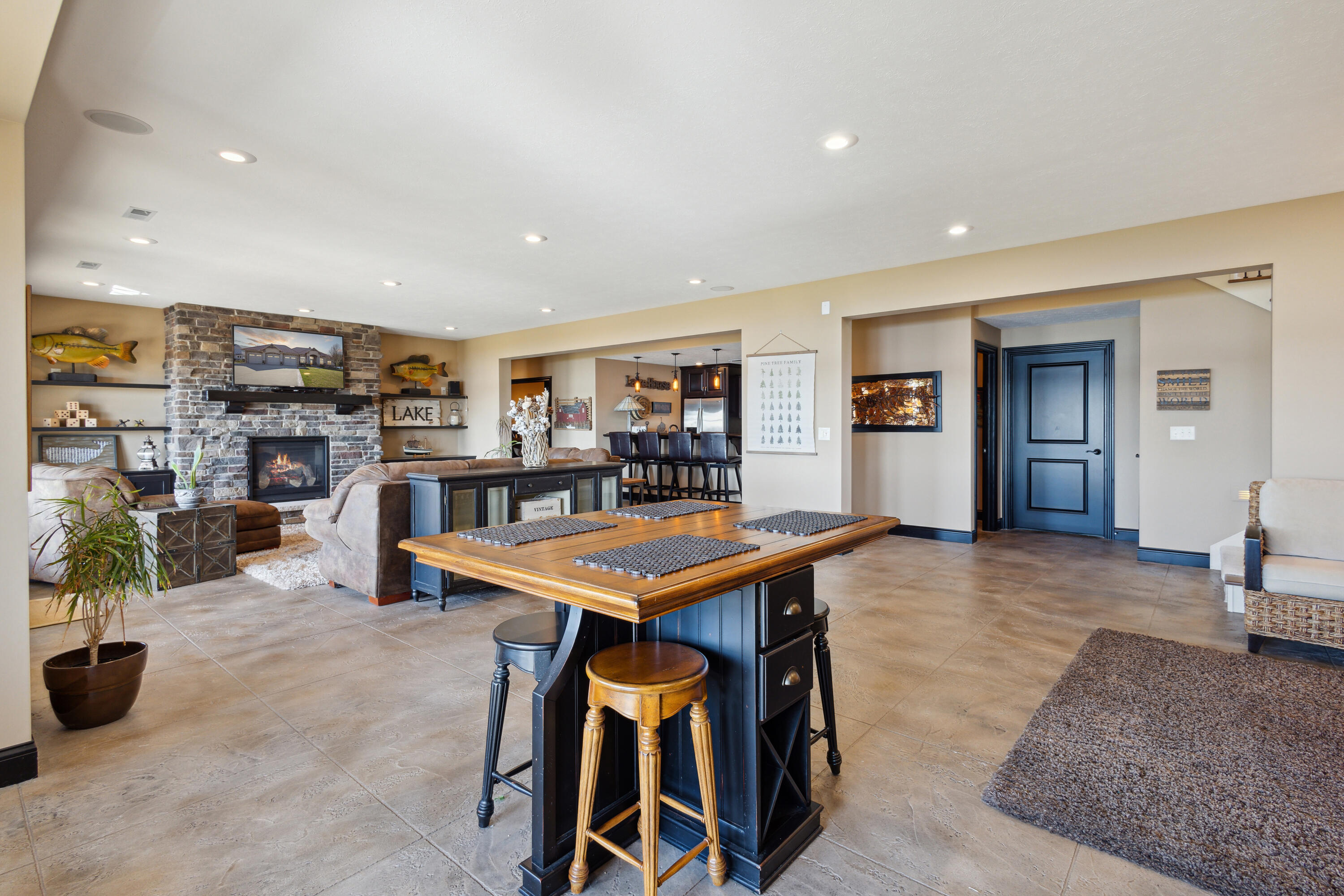 25341 Island View Lane