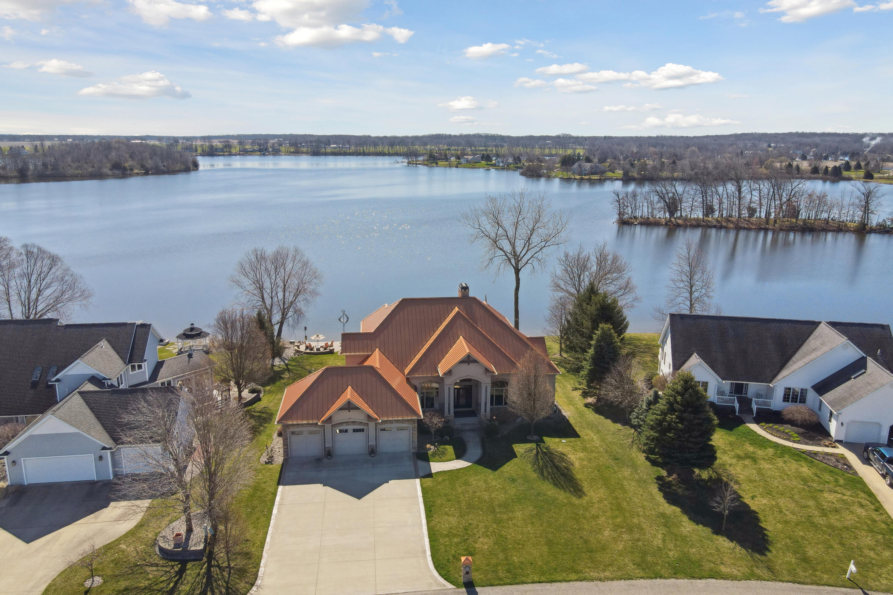 25341 Island View Lane