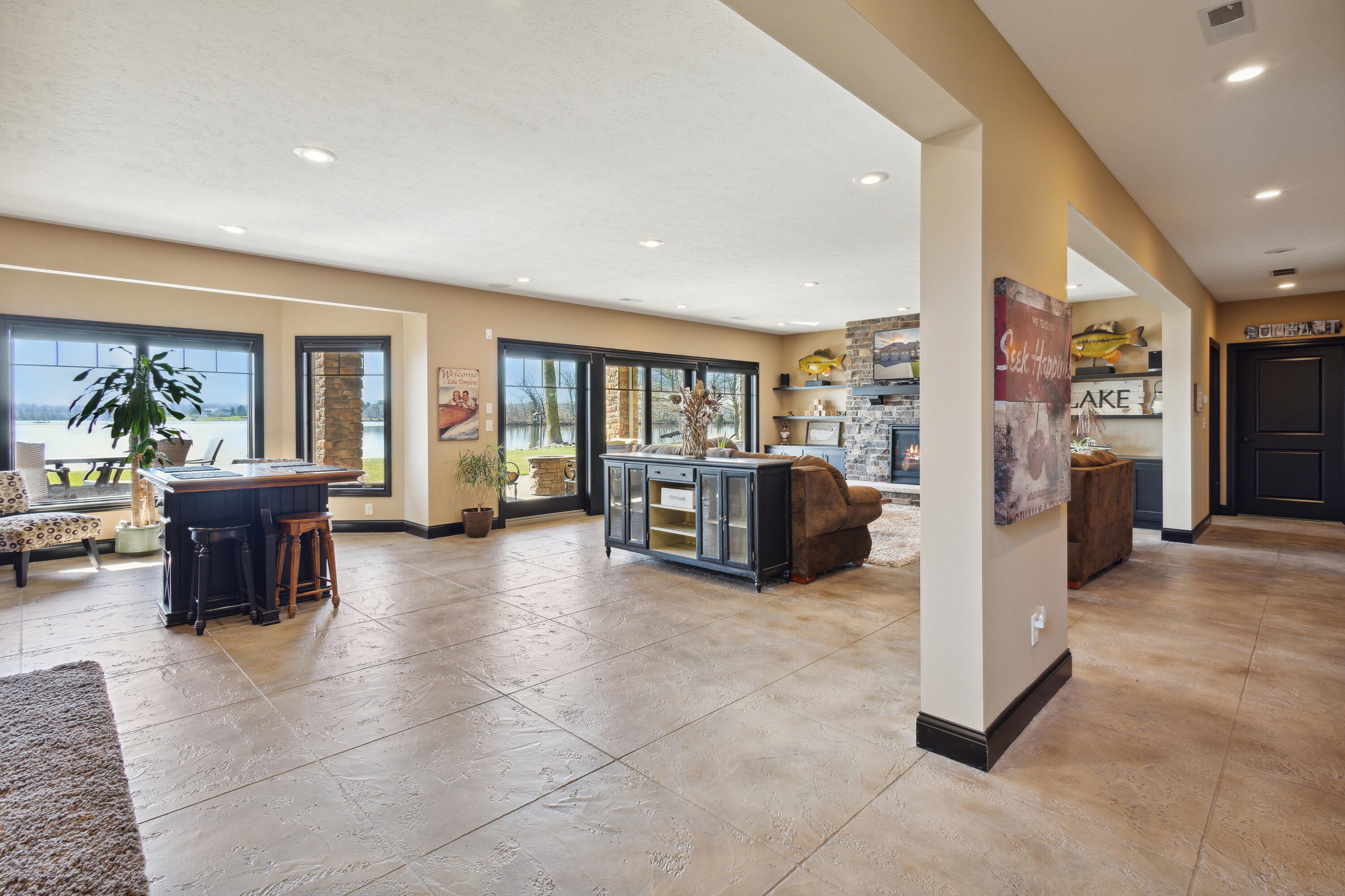 25341 Island View Lane