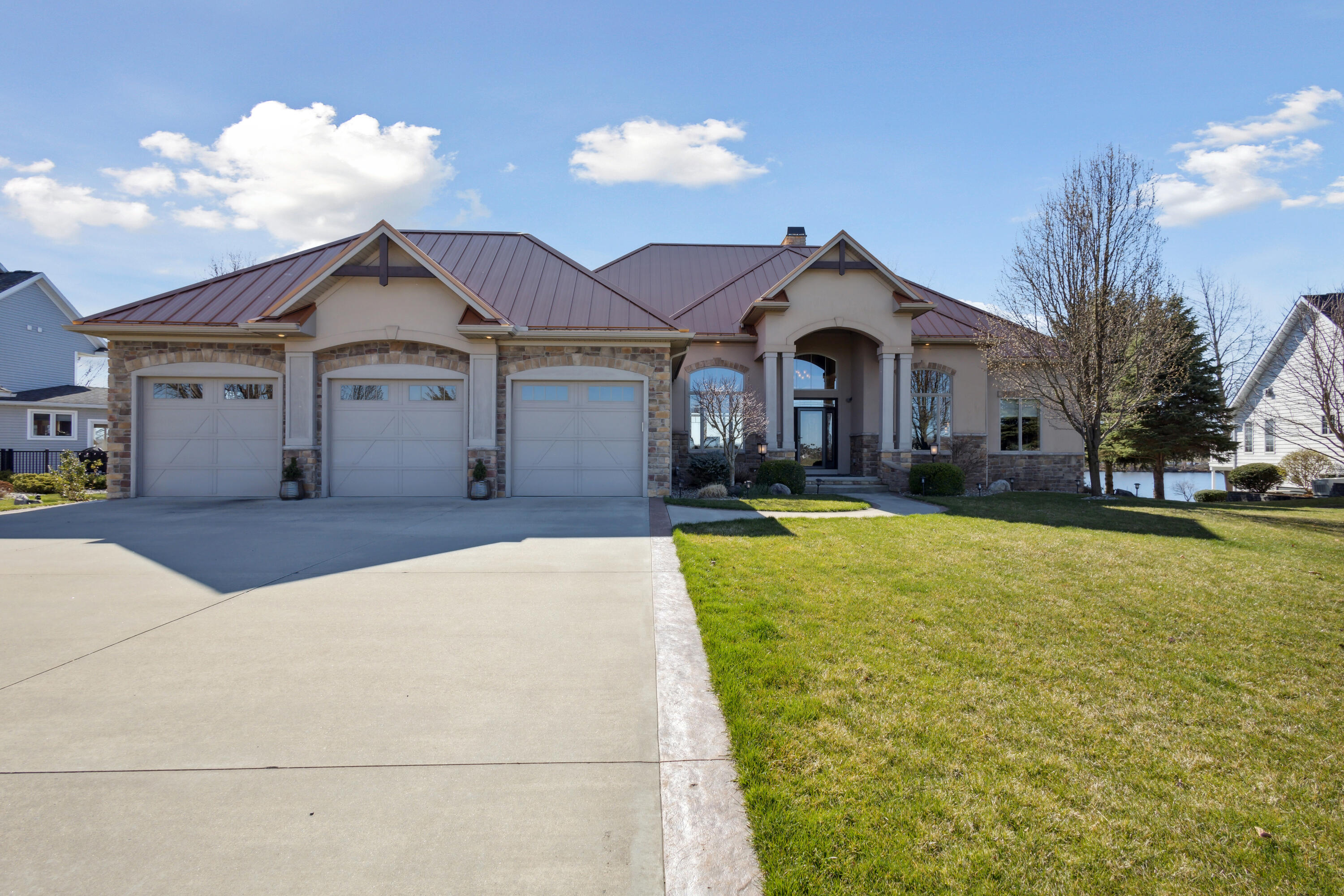 25341 Island View Lane