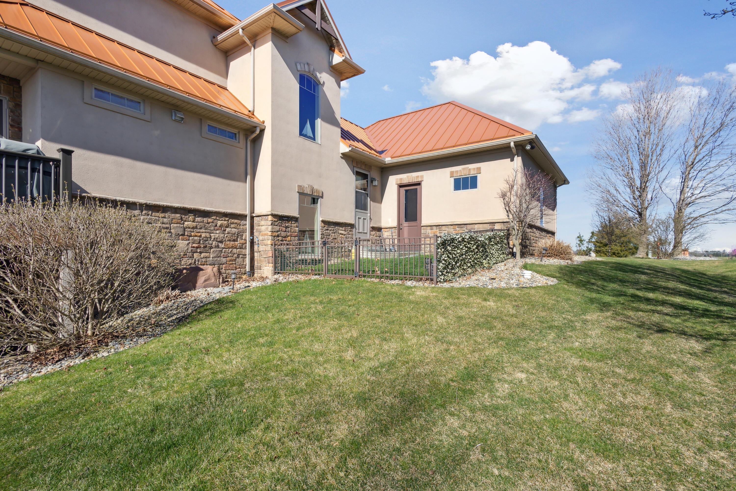 25341 Island View Lane