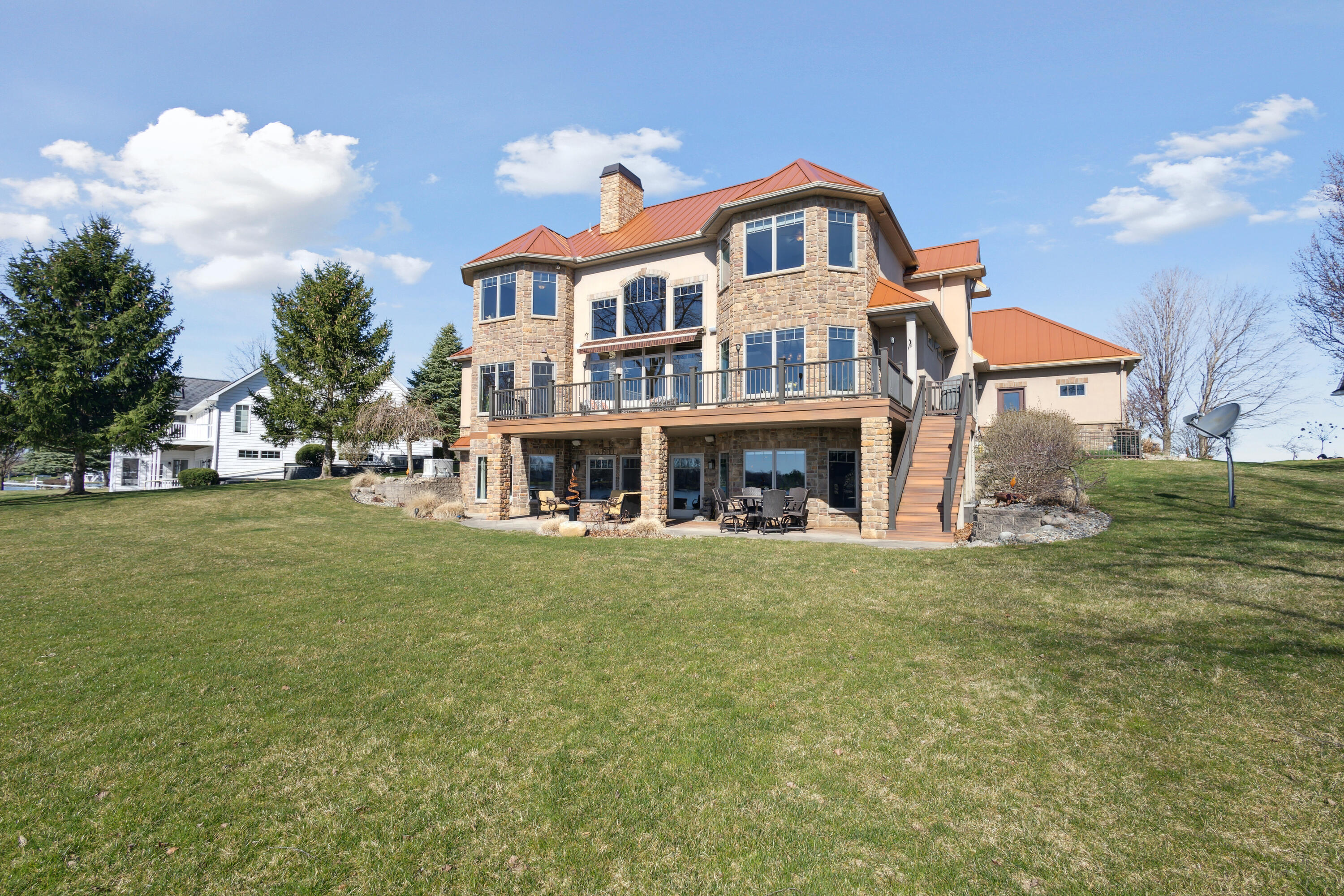 25341 Island View Lane