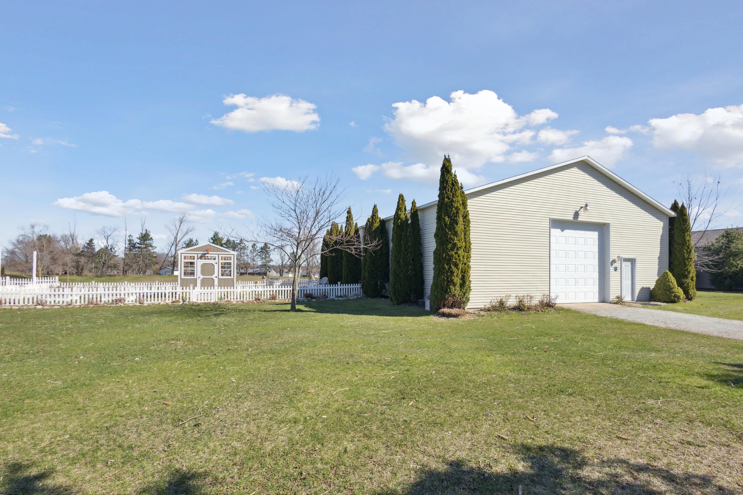 25341 Island View Lane