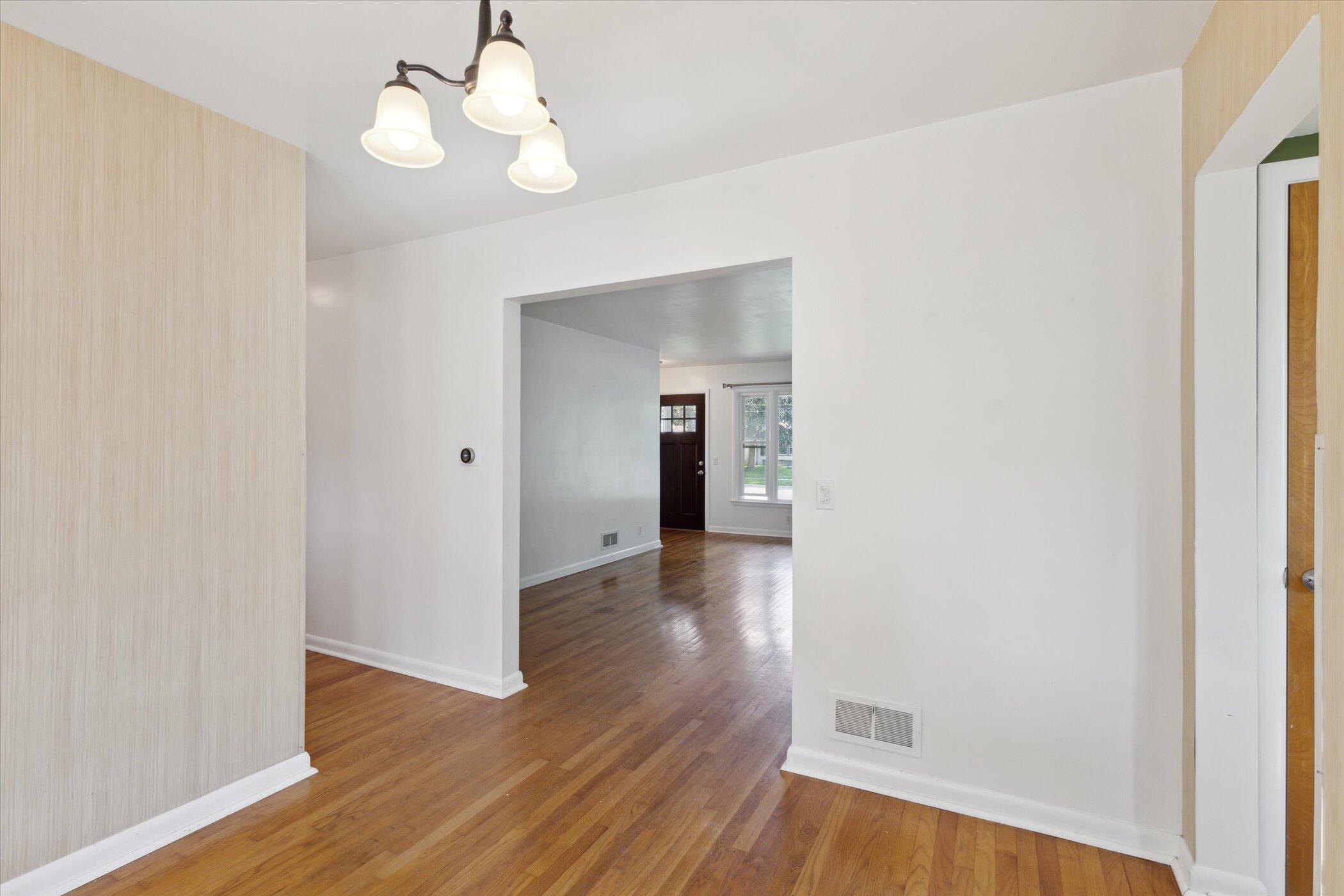 1838 Nottingham Avenue