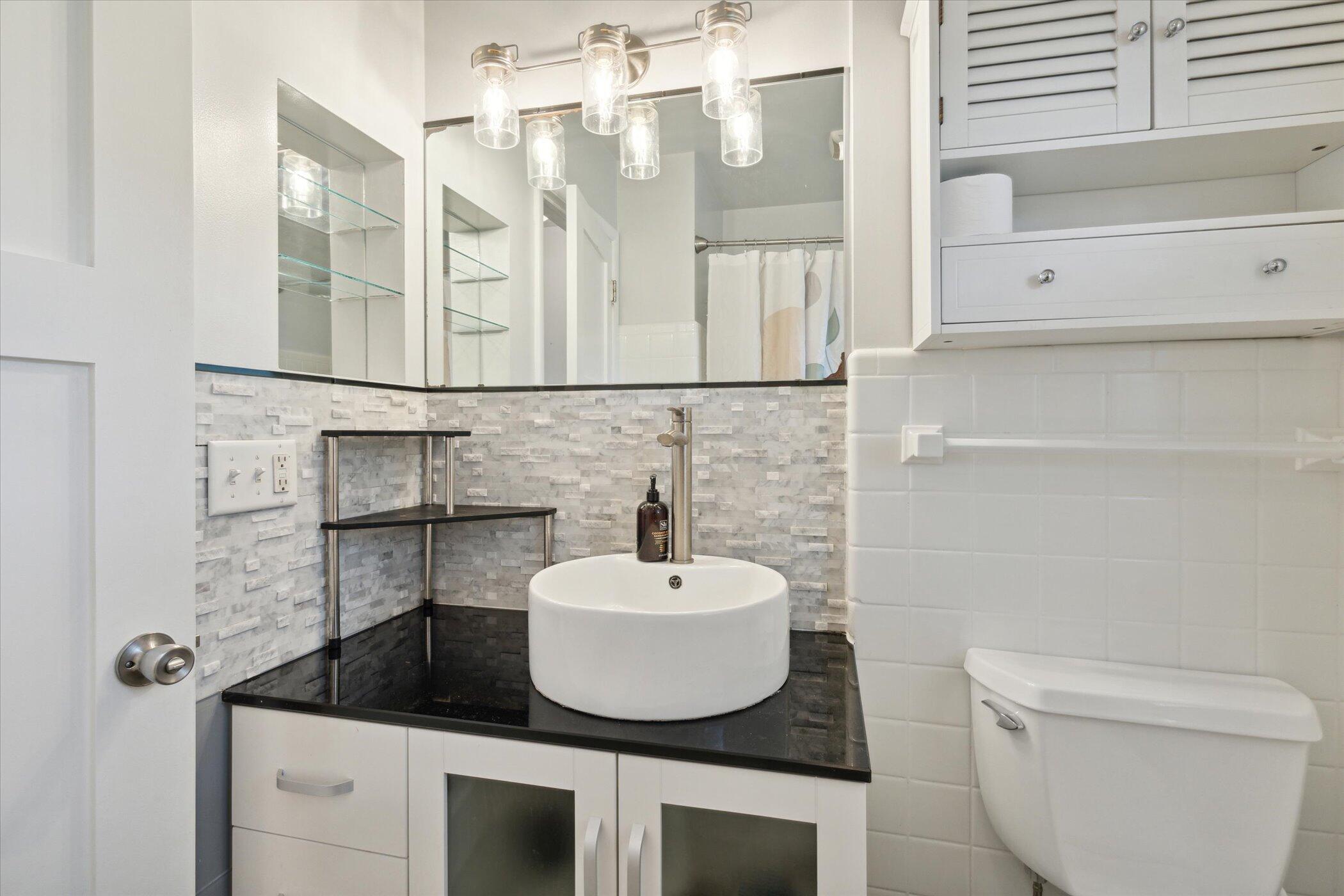 1838 Nottingham Avenue