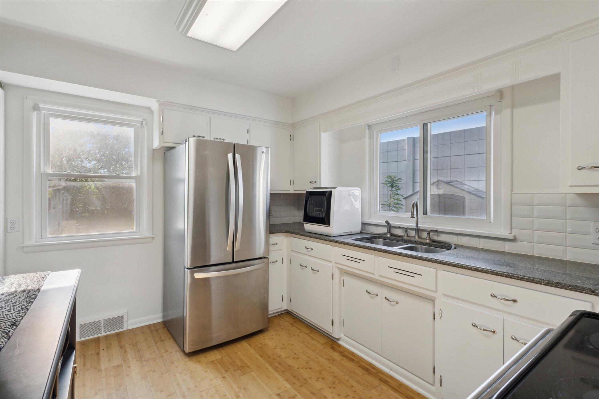 1838 Nottingham Avenue