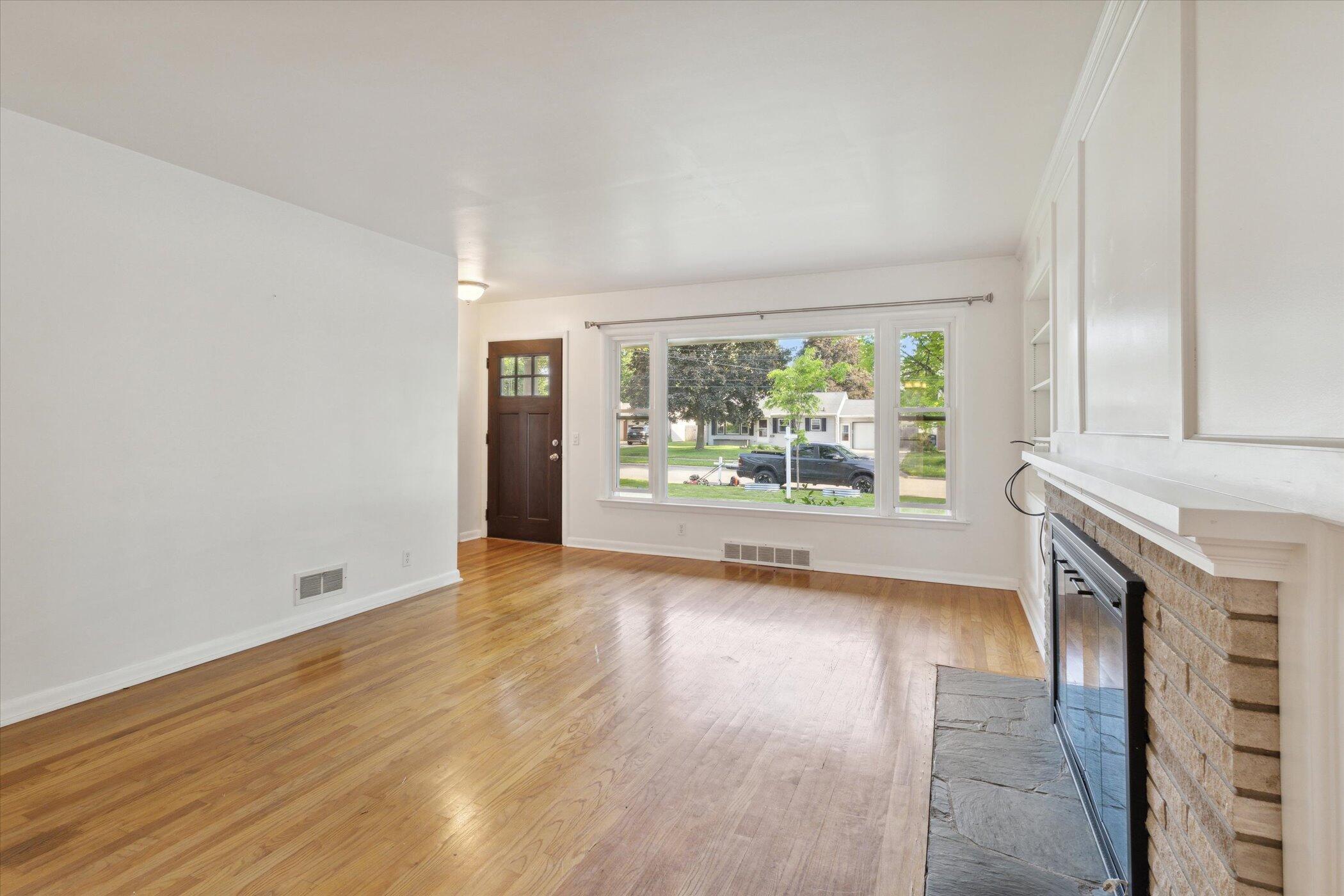 1838 Nottingham Avenue