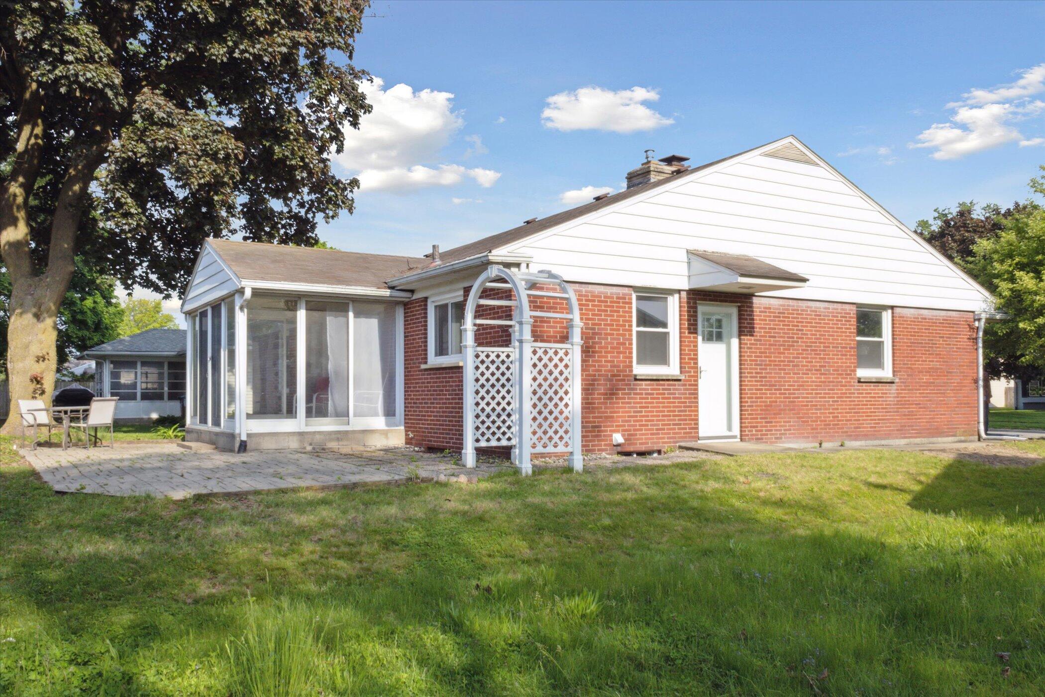 1838 Nottingham Avenue