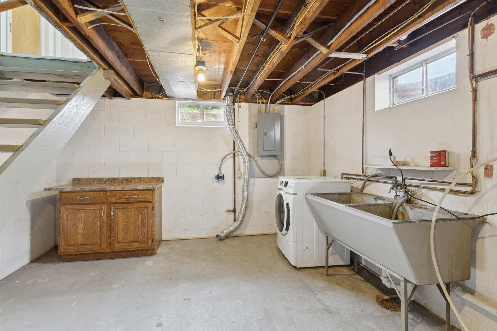 1838 Nottingham Avenue