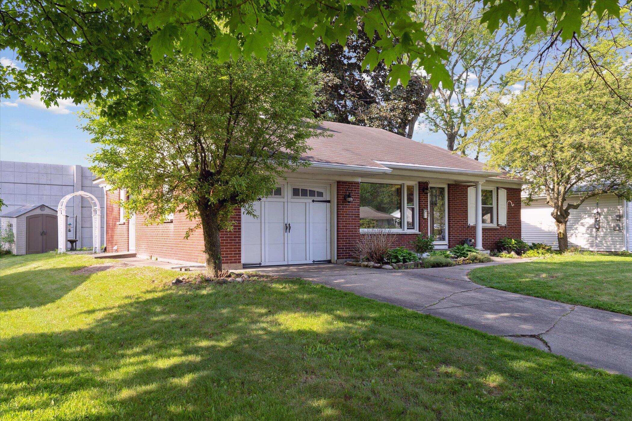 1838 Nottingham Avenue