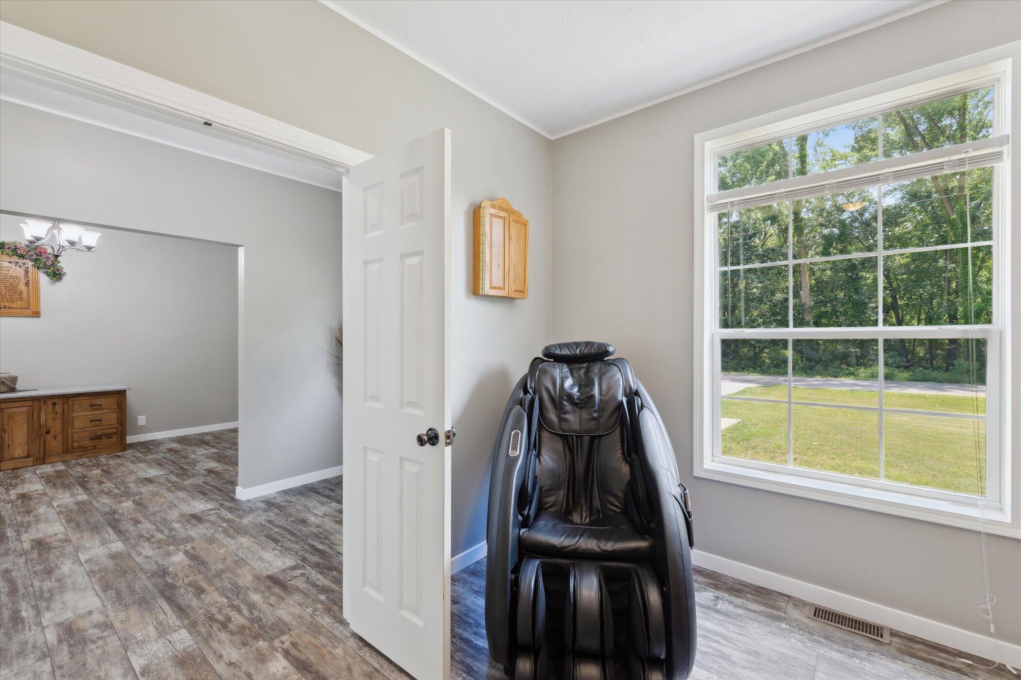 22166 Marcellus Road