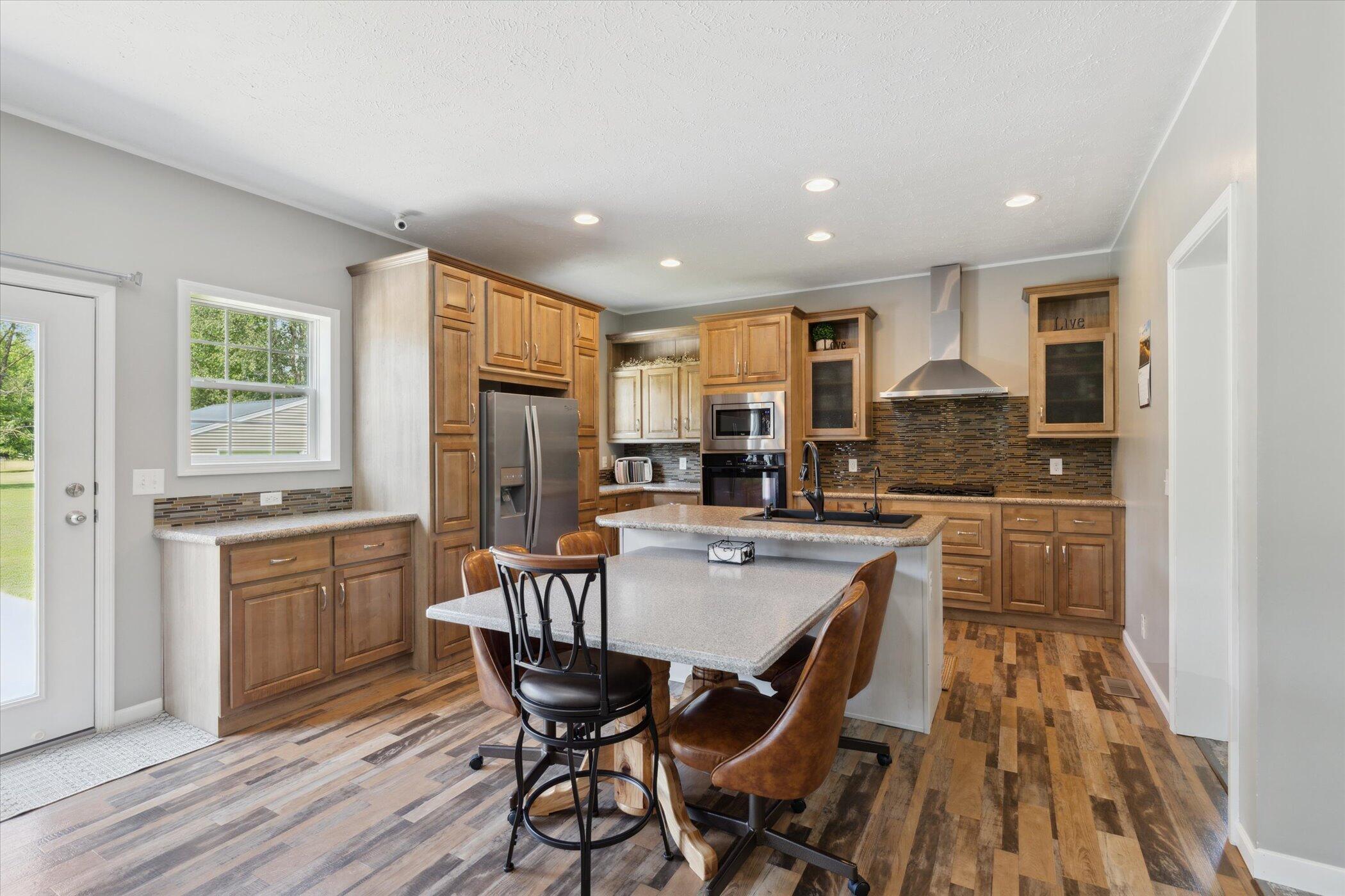 22166 Marcellus Road