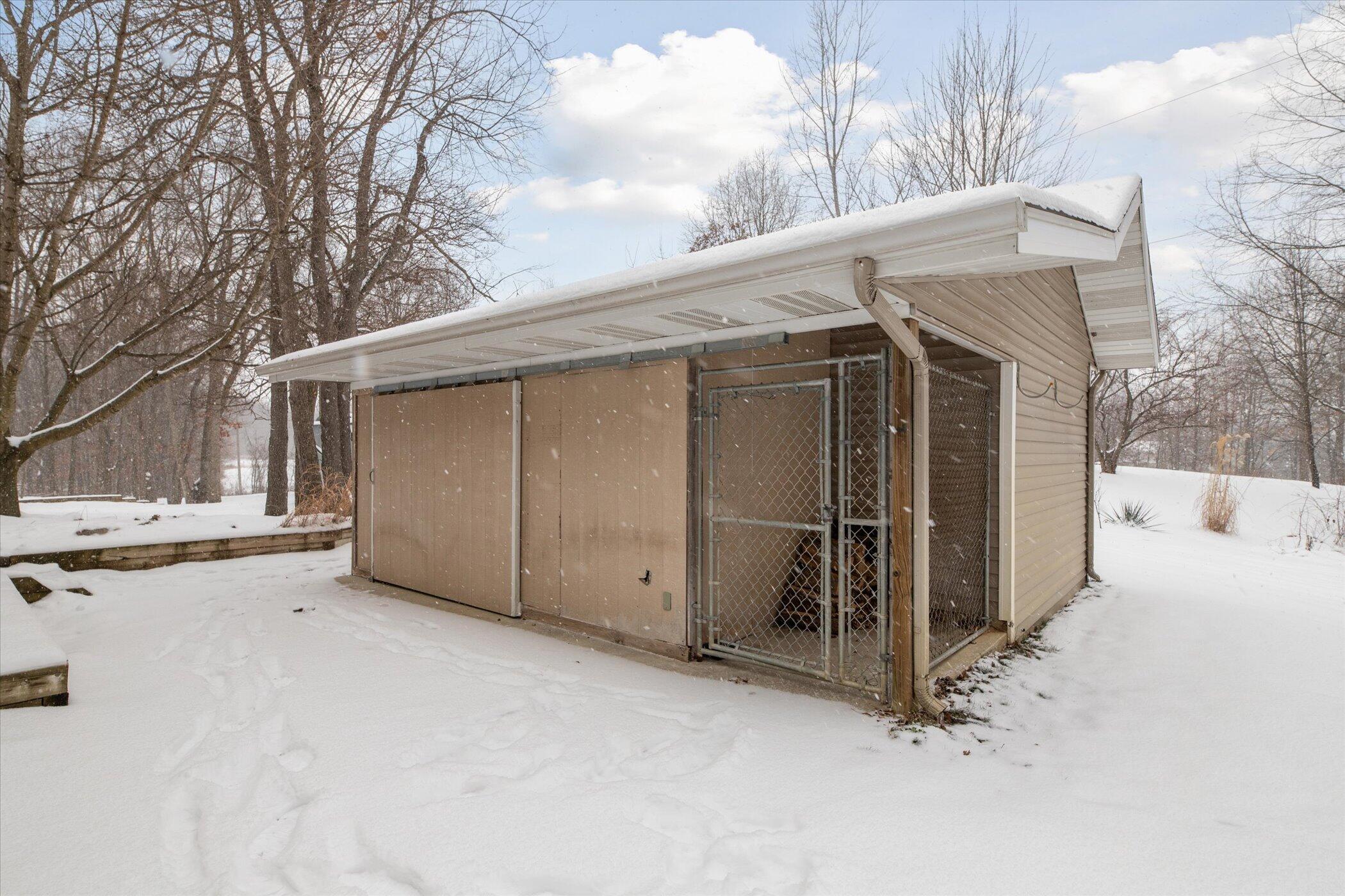 9612 2 1/2 Mile Road