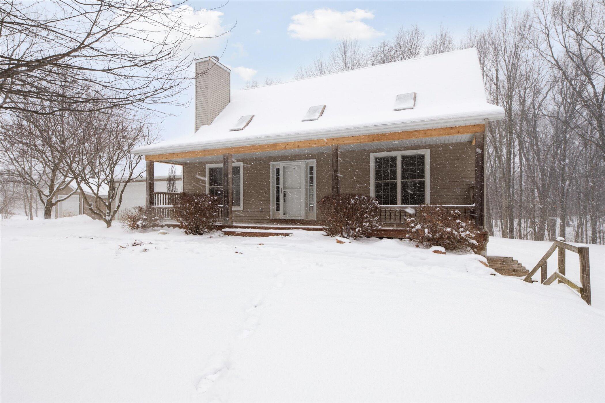9612 2 1/2 Mile Road
