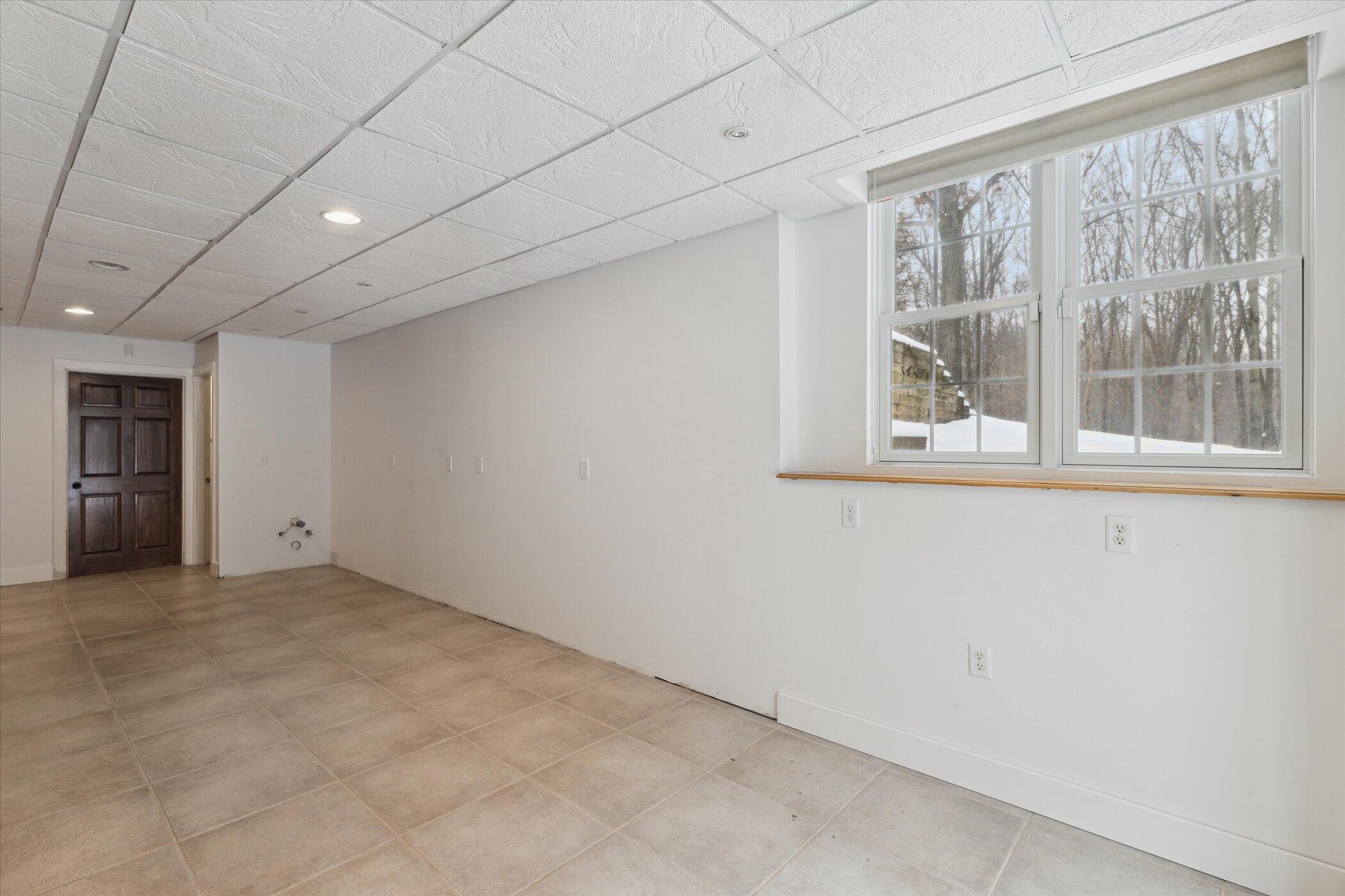 9612 2 1/2 Mile Road