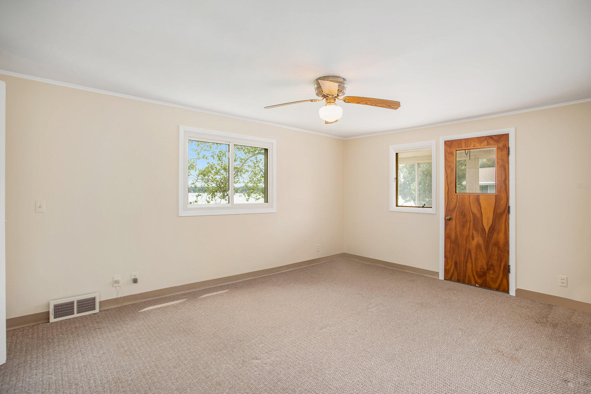 5218 Deep Point Drive