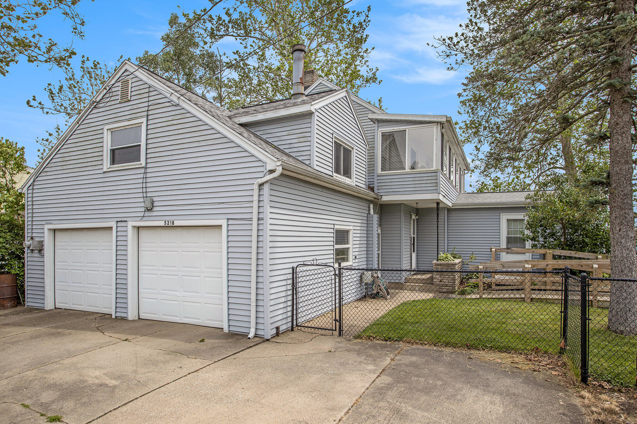 5218 Deep Point Drive